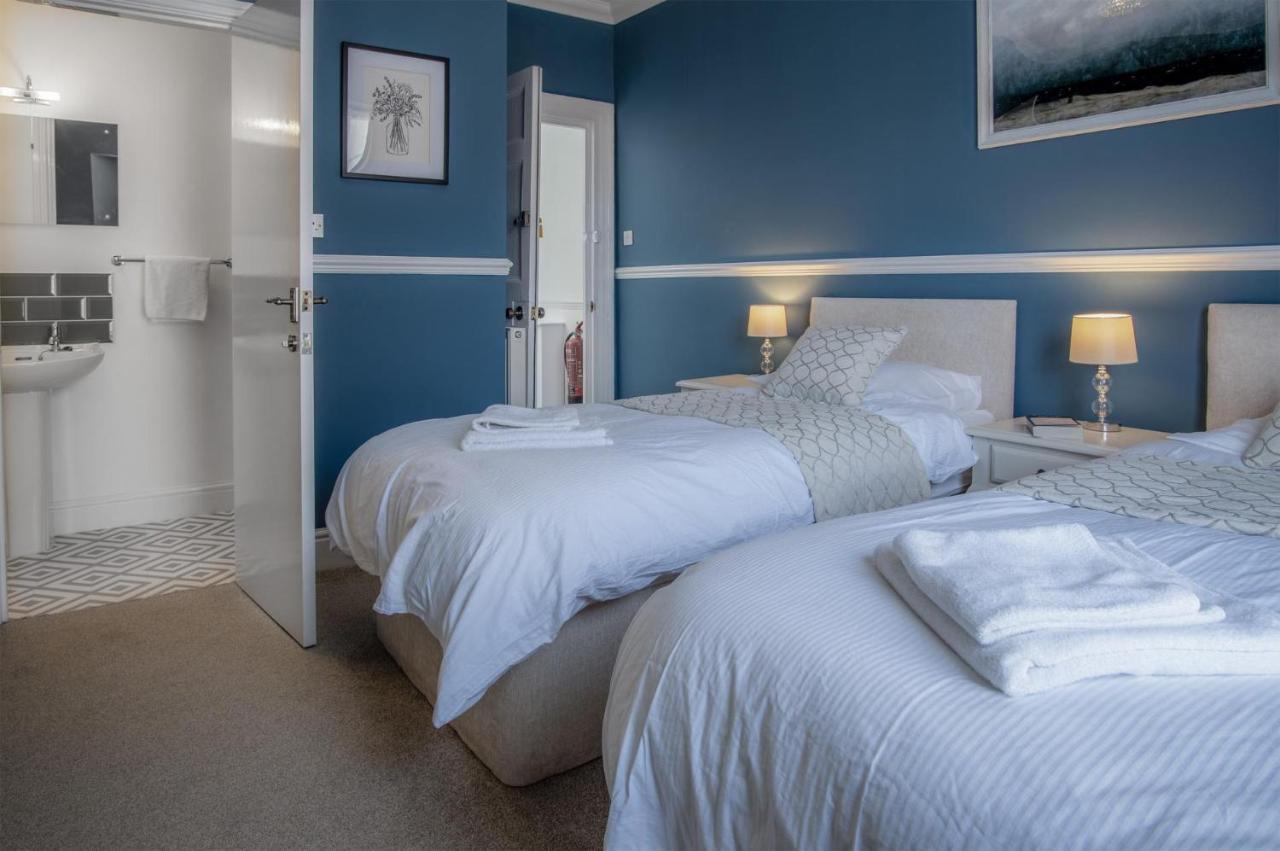 Gwynne House - 6 Bedroom Luxurious Holiday Home - Tenby Harbour Exterior photo